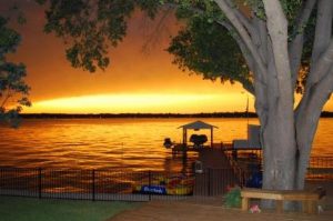 pic_1_cedar_creek_lake_rental-1