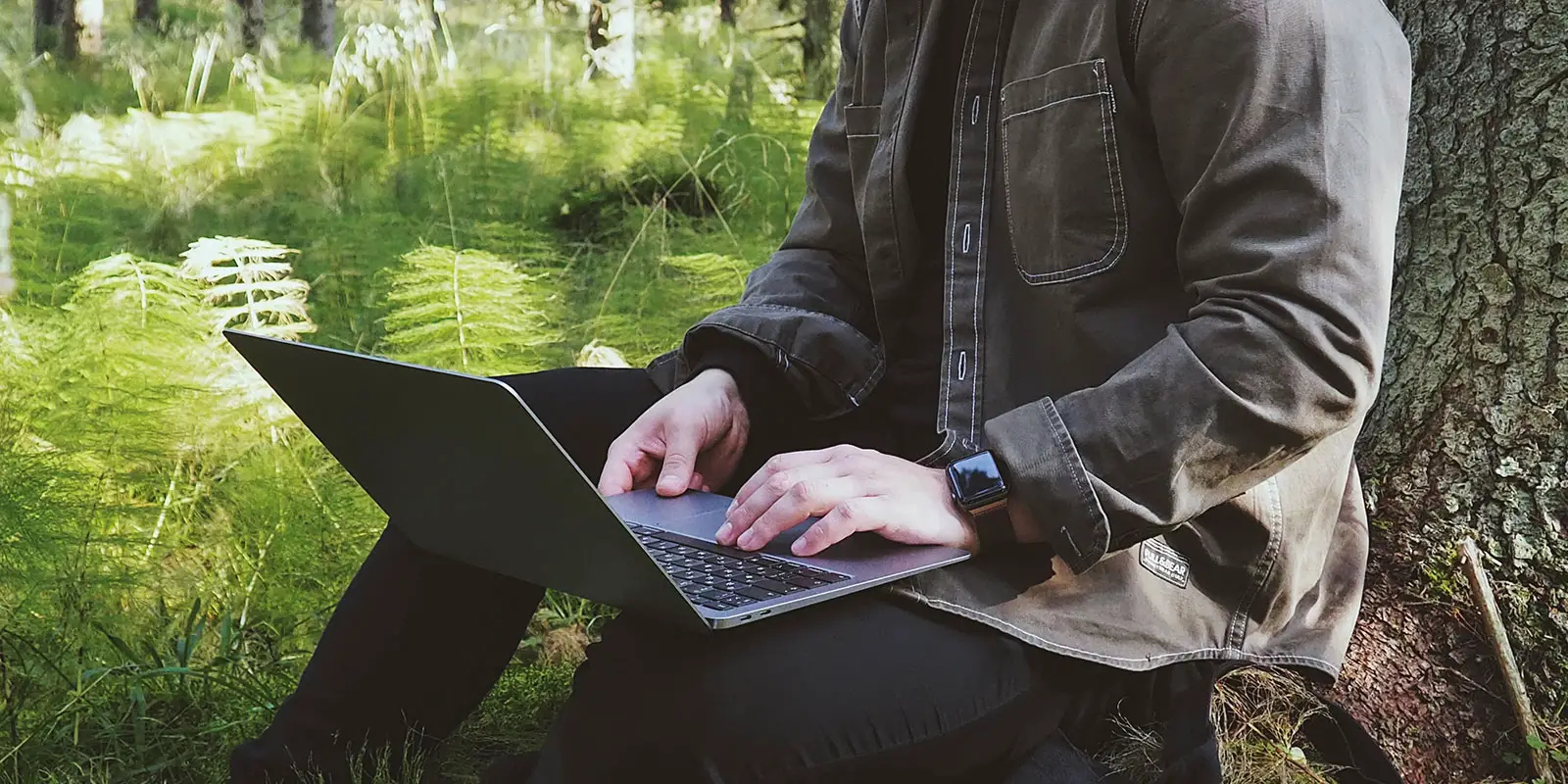 How to Work While Camping Like a Professional