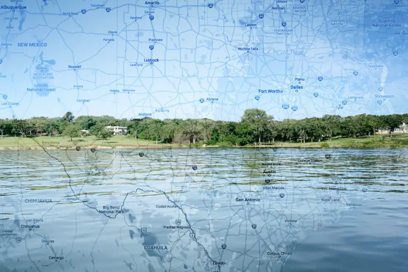 how many lakes are there in Texas