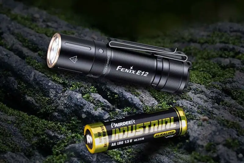 best pocket flashlight 2022