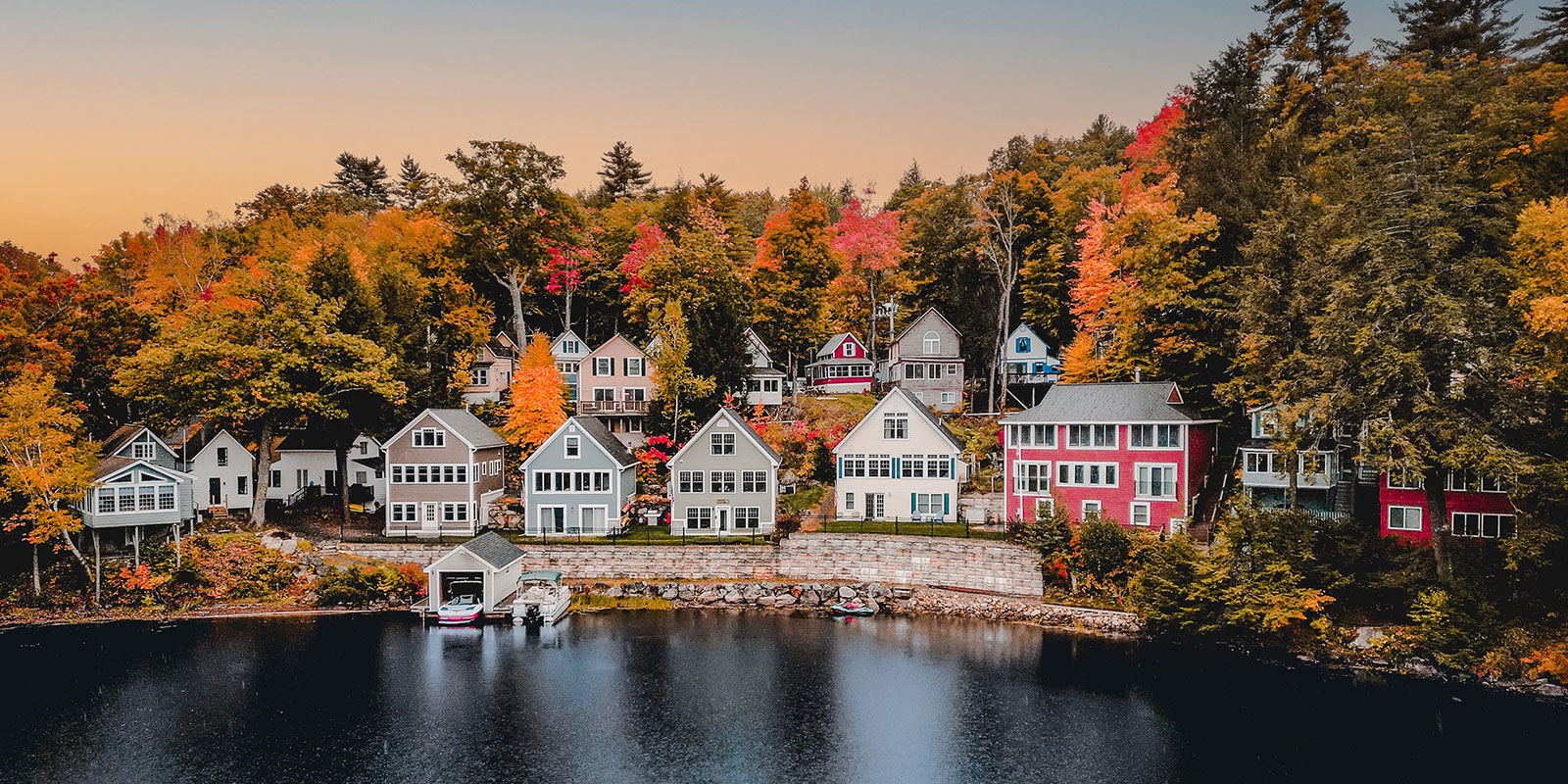 The Best Lakes To Live On Year Round LakeHub