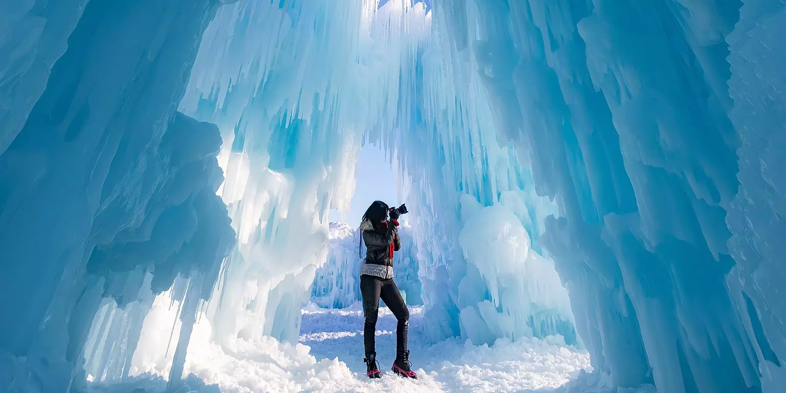 Lake Geneva Ice Castles LakeHub