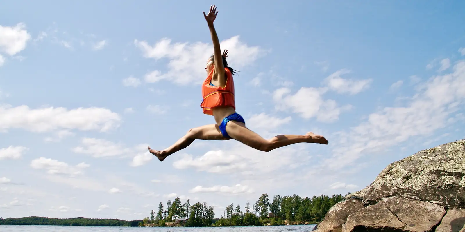 preparing and packing life jackets