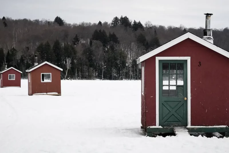 ice fishing cabins on a lake in upstate ny