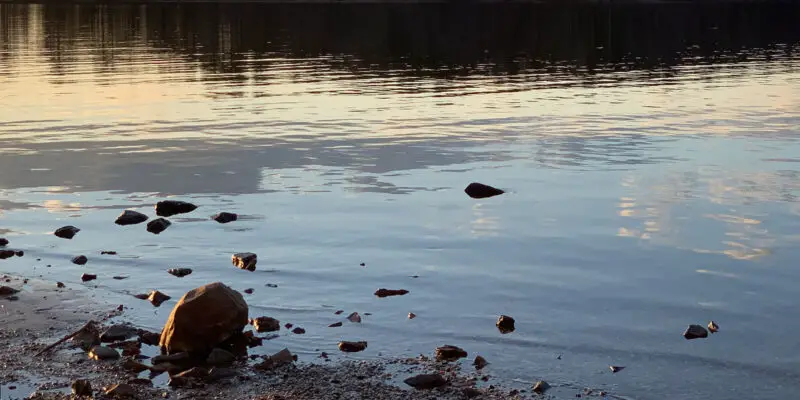 Ghost towns under lakes
